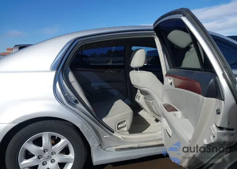 2011 Toyota Avalon z USA, uszkodzony, nr VIN 4T1BK3DB8BU416904